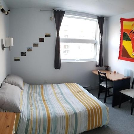 Very nice, clean&quiet double room next to downtown Montréal Extérieur photo